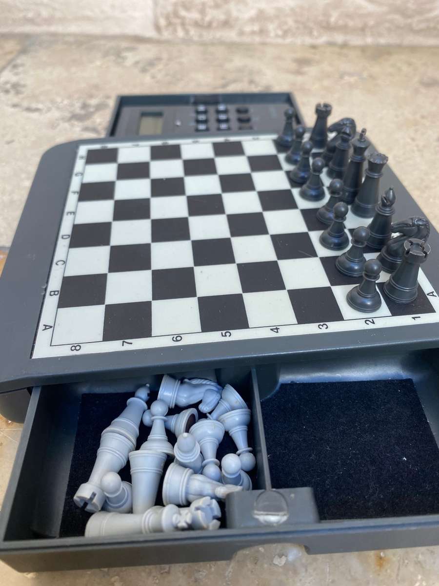 Vintage Novag escort computed chess set sold as spares  with granite board