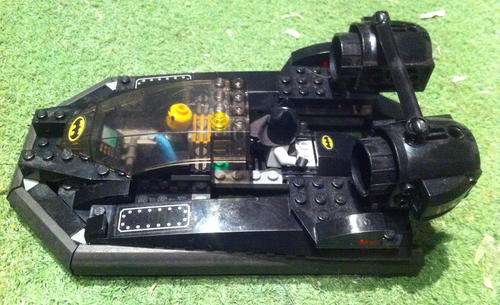 Lego Batboat - Hunt For Killer Croc