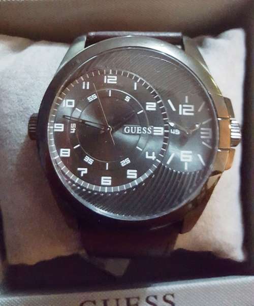 GUESS MEN'S WATCH