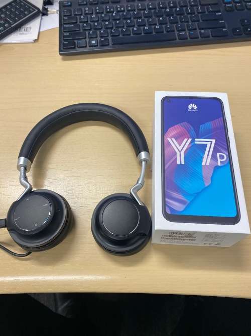 New Huawei Y7p (unused)