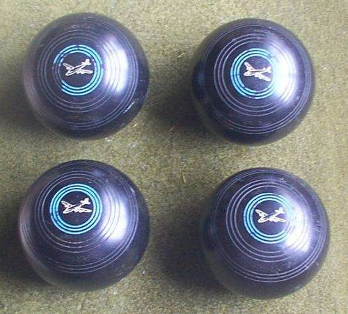 Henselite Lawn Bowls Super Grip, size 4 7/8"