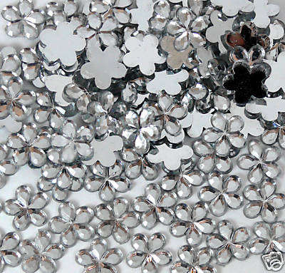 Clear Flower Rhinestones(pack of 25)