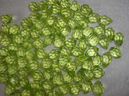 Light Green Teardrop Facetted Acrylic Beads