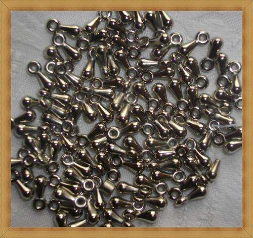 Silvertone Acrylic Teardrops(8mmx2mm)Pack of 40