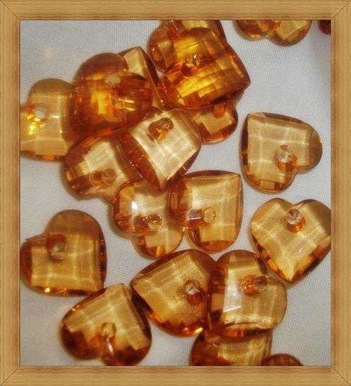 Acrylic Facetted Hearts - Amber (15mm)-Pack of  10