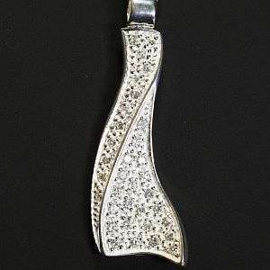 925 sterling silver pendant with Russian diamonds