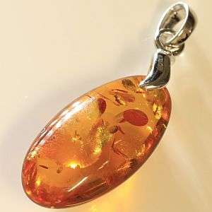 925 Sterling silver & 100% Natural Amber pendant
