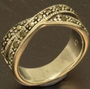 Solid 925 Sterling silver ring with natrual pyrite, size 7