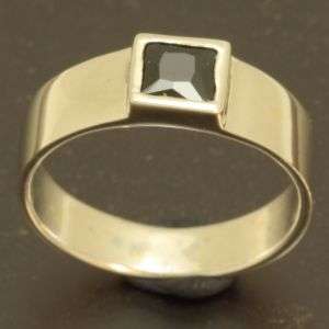 Solid 925 Sterling silver ring, size 7.5