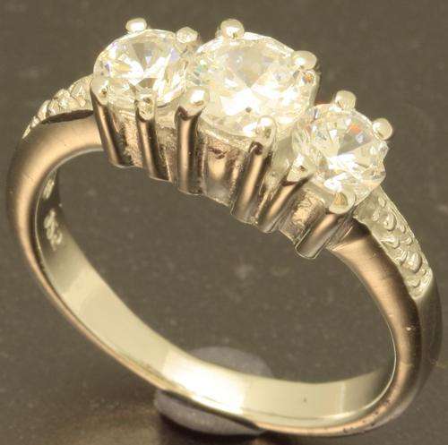 Solid 925 Sterling silver ring, size 7.5