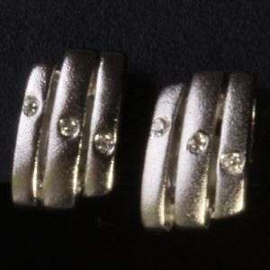 Solid 925 Sterling silver Earring