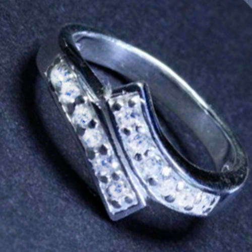 Solid 925 Sterling Silver & CZ ring size 8# + 4.46g