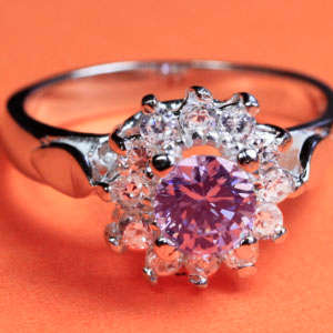 Solid 925 Sterling Silver & CZ ring size 8# + 4.84g