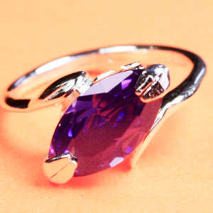 Solid 925 Sterling Silver & CZ ring size 6# + 3.91g