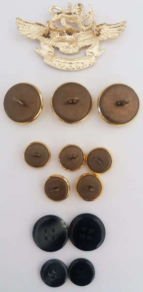 Rhodesian Air Force Cap Badge and Uniform buttons package