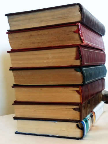 28 condensed stories - 7 Readers Digest Books bundle (2 first editions, 1 select editions)