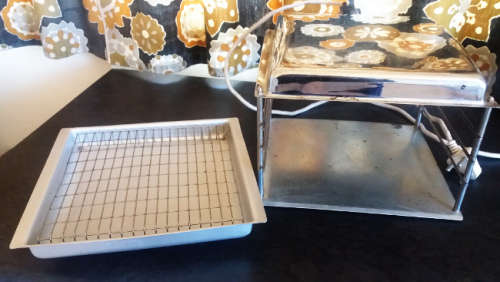 Vintage Large and Small 3 levels TV Braais / BBQ Grills