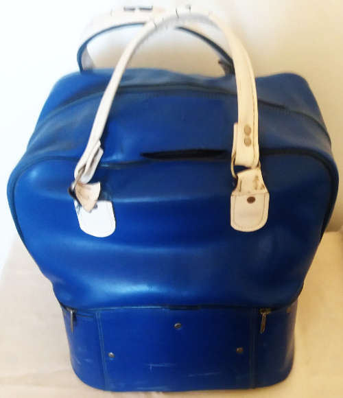 Henselite pt-361 Super Grip Championship Lawn Bowls Black set of 4 in vinyl carry case -Size 4 13/16