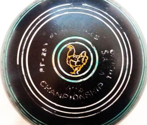 Henselite pt-361 Super Grip Championship Lawn Bowls Black set of 4 in vinyl carry case -Size 4 13/16