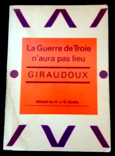 La Guerre de Troie n`aura pas lieu by Jean Giraudoux - act 1 scene 1 - 10 and act 2 scene 1 - 14
