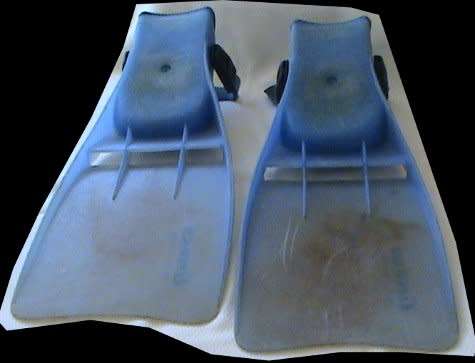 Cressi-sub Rondine Gamma Scuba Fins made in Italy - Vented, Large size