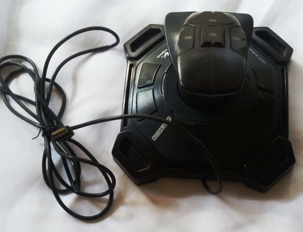 Logitech PC Attack 3 Joystick - USB