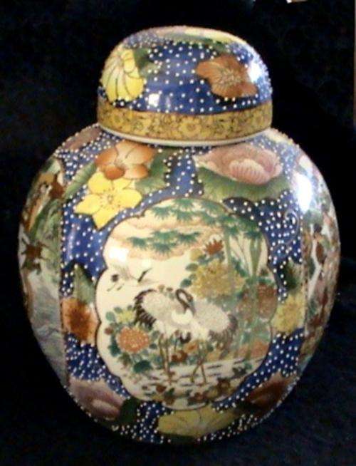 Vintage beaded Nippon Ginger/ Cookie Jar with lid (25 cm H), Unmarked ware.