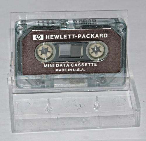 Vintage HEWLETT-PACKARD MINI DATA CASSETTES x 12 (Part no: 18040) circa 1980`s