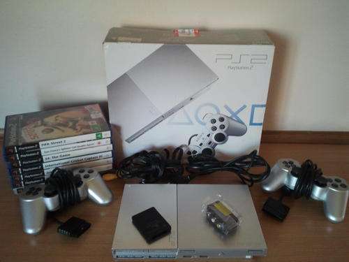 **Sony PS2 Bundle, Console + 2 Controllers + 7 Games + Memory Card + All Accessories**