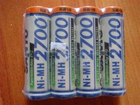 Rechargeable Ni-MH batteries (AA-size) 1,2V - 2700mAh