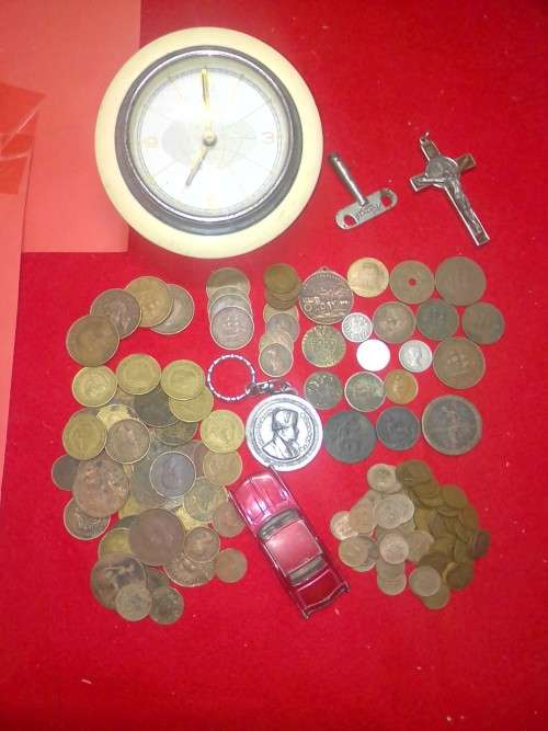 LARGE LOT OF COINS AND A FEW COLLECTABLES - INCL SILVER COINS, MEDALS,TOKENS, a toy car 1969 RIVIERA