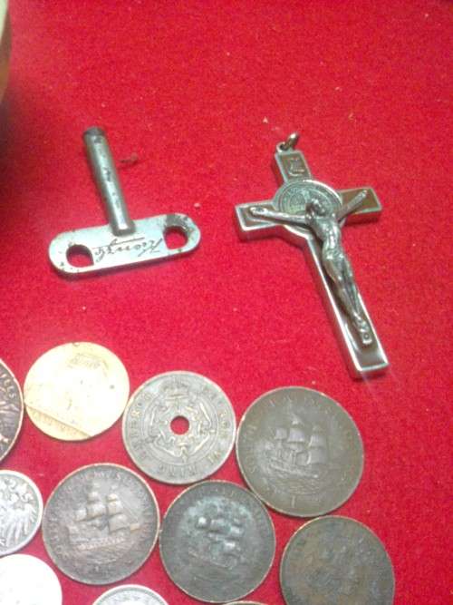 LARGE LOT OF COINS AND A FEW COLLECTABLES - INCL SILVER COINS, MEDALS,TOKENS, a toy car 1969 RIVIERA