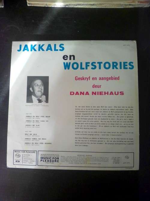 Oom Dana Niehaus vertel JAKKALS EN WOLF STORIES - GOOD CONDITION - LP/VINYL