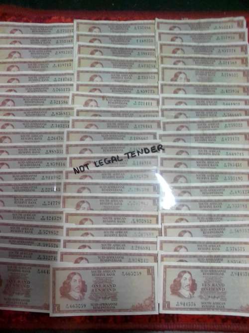 60 x SOUTH AFRICA R1 BANKNOTES - T.W DE JONGH