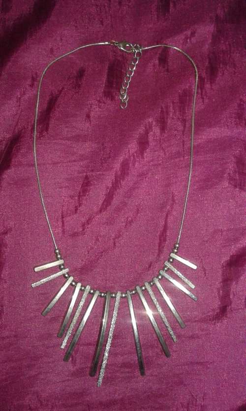 VINTAGE JEWELERY SET - NECKLACE