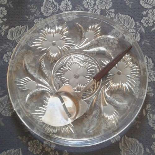 VINTAGE GLASS PLATE and UTENSIL