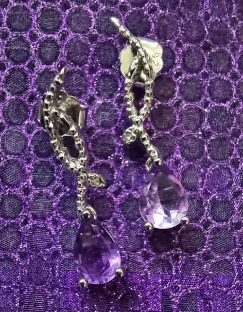 Magical 1cts Amethyst Earrings in 925 Silver with 0.01cts Diamonds