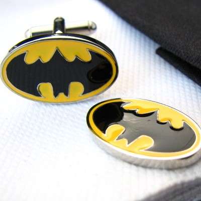 *FREE SHIPPING*   HIGH QUALITY FASHION BATMAN CUFFLINKS  CF456