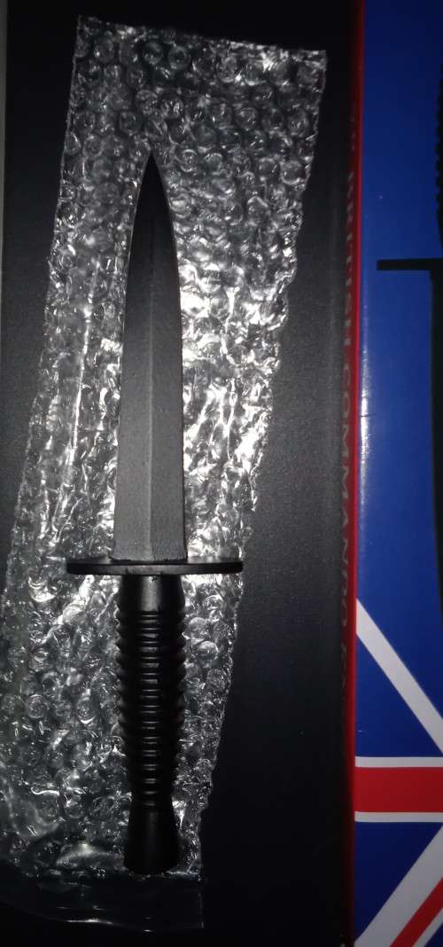 Fairbairn Sykes Dagger - Copy display or use