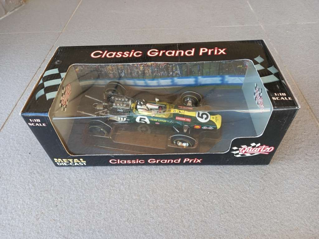 Quartzo 1/18 Lotus 49 - Graham Hill World Champion 1968