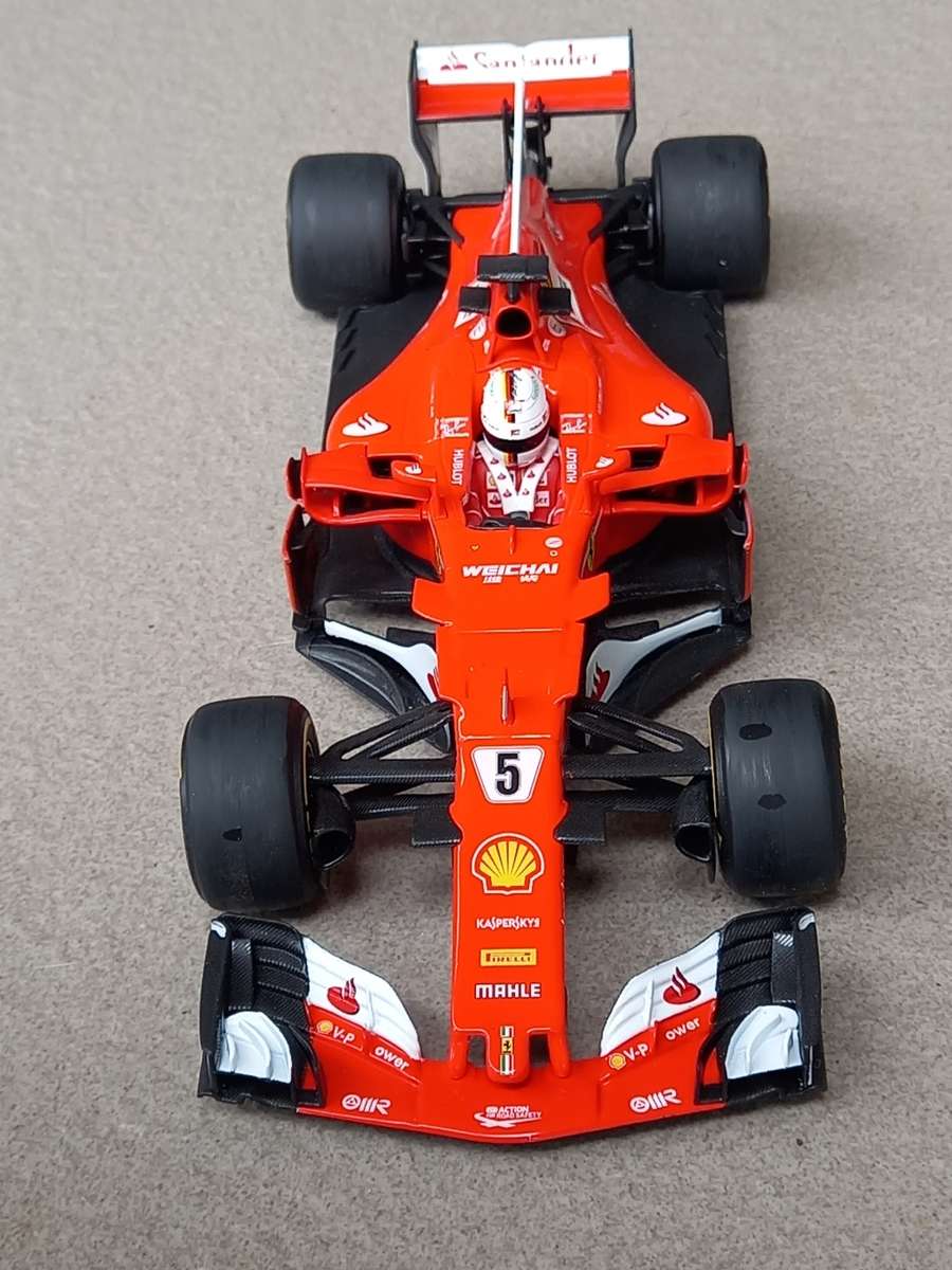 Ferrari SF70H - Vettel 2017 - Bburago 1/18