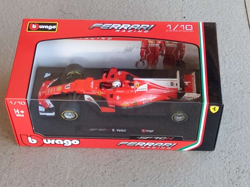 Ferrari SF70H - Vettel 2017 - Bburago 1/18