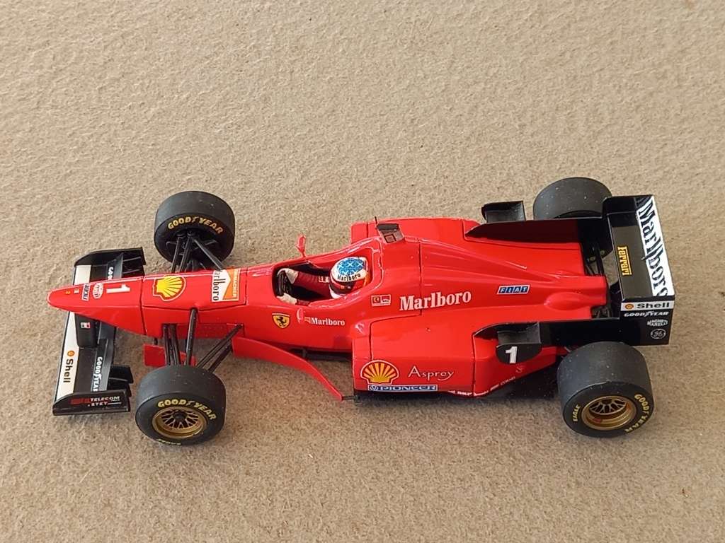 Minichamps 1/18 Ferrari F310 - 1996 - Schumacher