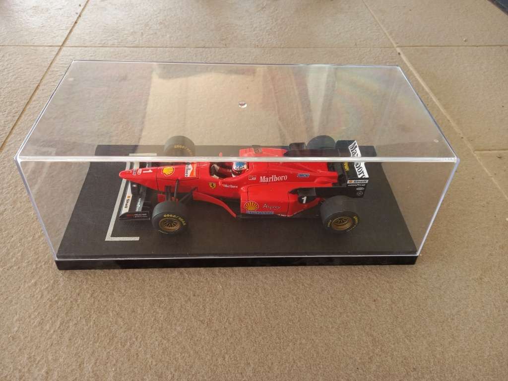 Minichamps 1/18 Ferrari F310 - 1996 - Schumacher