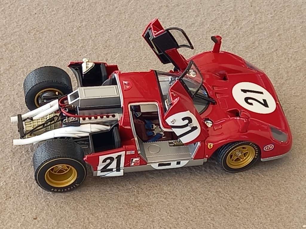 Ferrari 512S - 1970 Sebring 12 hr winner - Hotwheels Elite Limited Edition 1/18