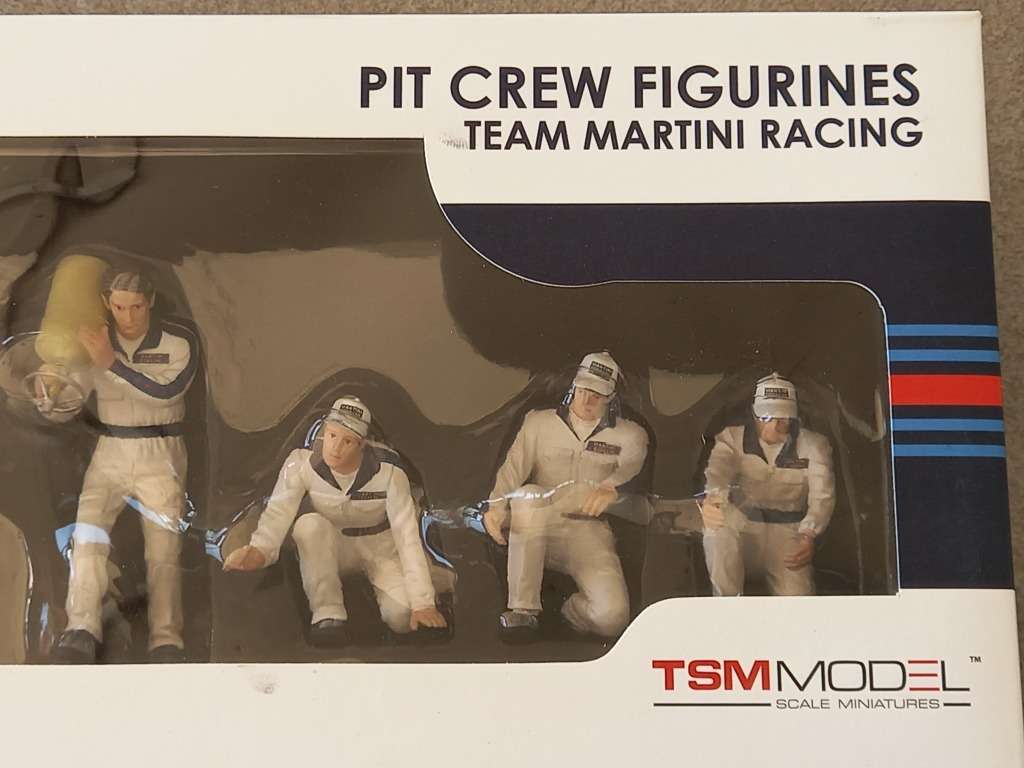 Porsche Martini Pit personnel figurines - TSM 1/18