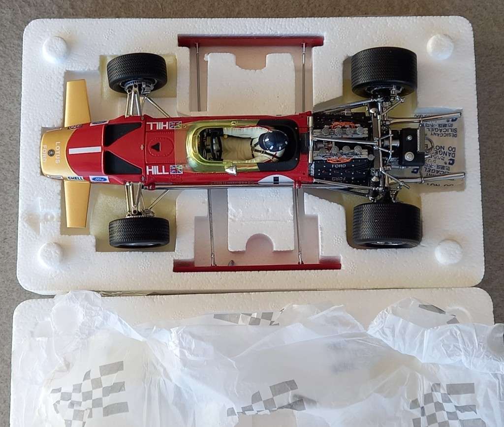 Gold Leaf Lotus 49B - Graham Hill - 1968 World Champion - Exoto diecast  1/18