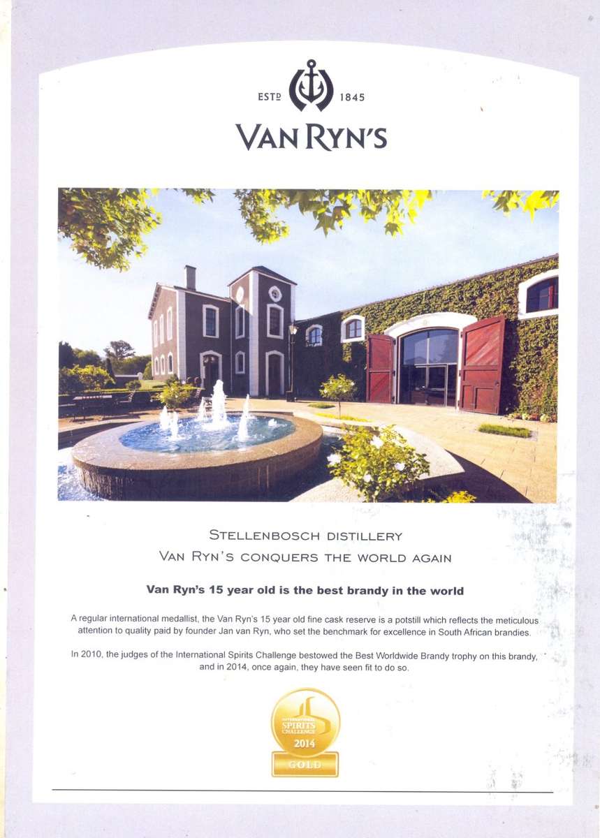 Van Ryn's Fine Cask Reserve Aged 15  years - Handcrafted Single Potstill Brandy ............