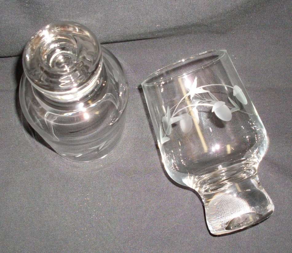 Vintage - 1980 - Set of 6 Ruby Cut Drinking Glasses ..................................