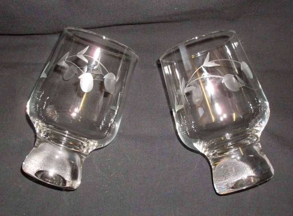 Vintage - 1980 - Set of 6 Ruby Cut Drinking Glasses ..................................